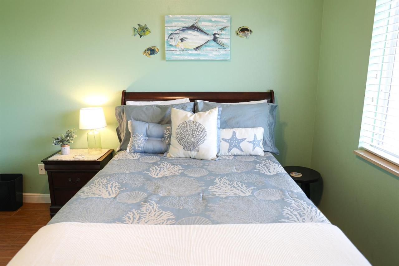 Dolphin Bay In Boca Ciega Resort - 2Br, Pool, Bay View St. Petersburg Exteriör bild