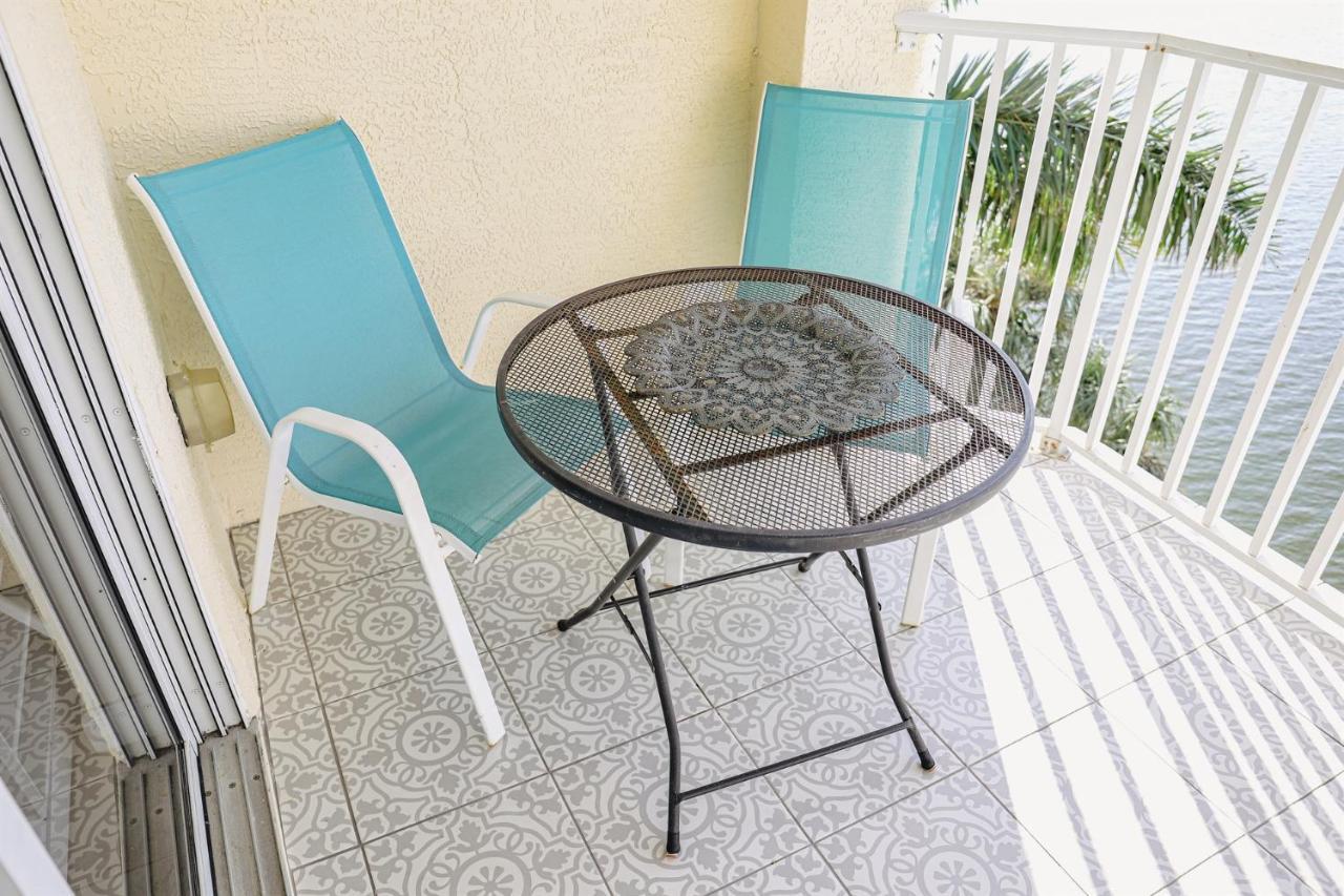 Dolphin Bay In Boca Ciega Resort - 2Br, Pool, Bay View St. Petersburg Exteriör bild