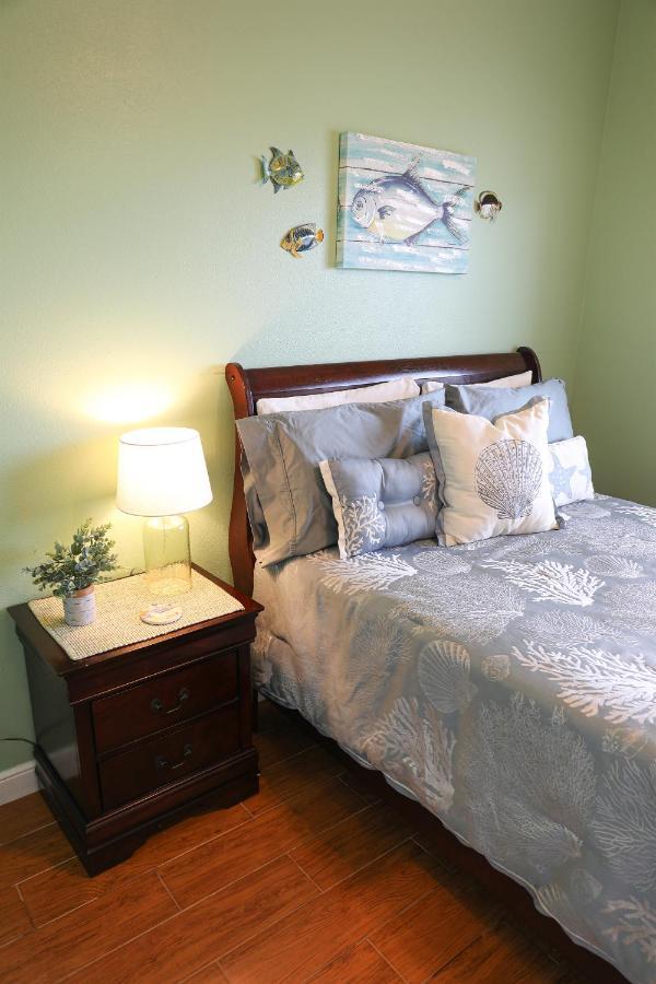 Dolphin Bay In Boca Ciega Resort - 2Br, Pool, Bay View St. Petersburg Exteriör bild